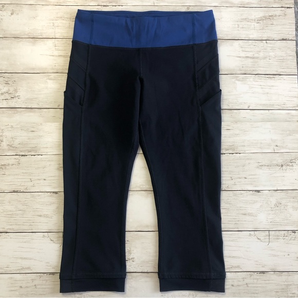 LULULEMON Illumina Crop Women’s Rugged Blue Capri Leggings Size 6 - Picture 1 of 16